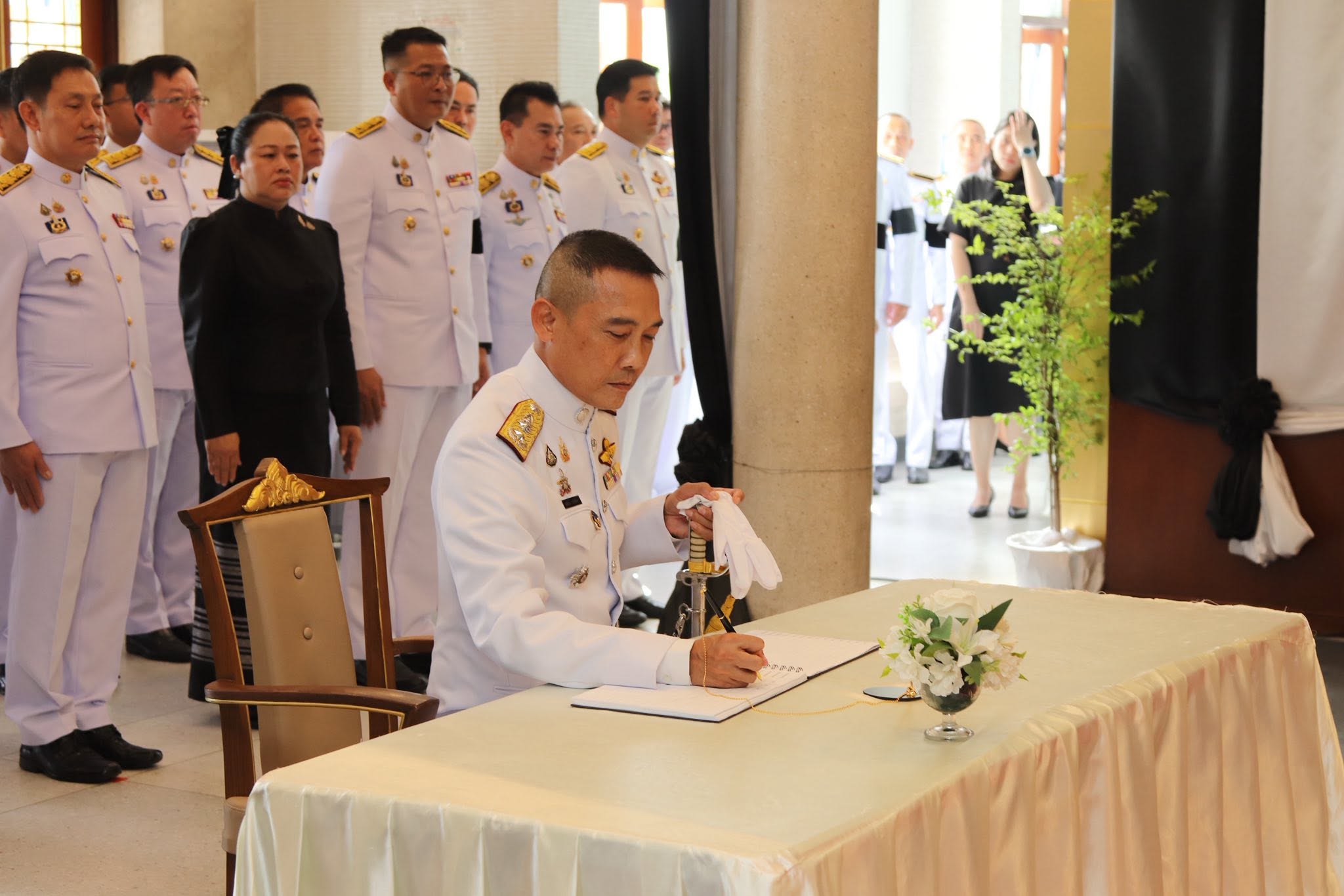 ผบก.ภ.จว.ชลบุรี ร่วมพิธีถวายน้ำสรงพระศพ สมเด็จพระเจ้าลูกเธอ เจ้าฟ้าพัชรกิติยาภาฯ ณ ศาลากลางจังหวัดชลบุรี